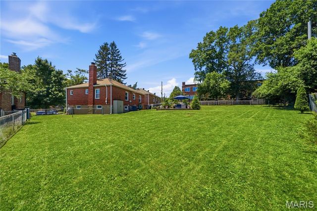 2906 Wingate Court, St Louis, MO 63119