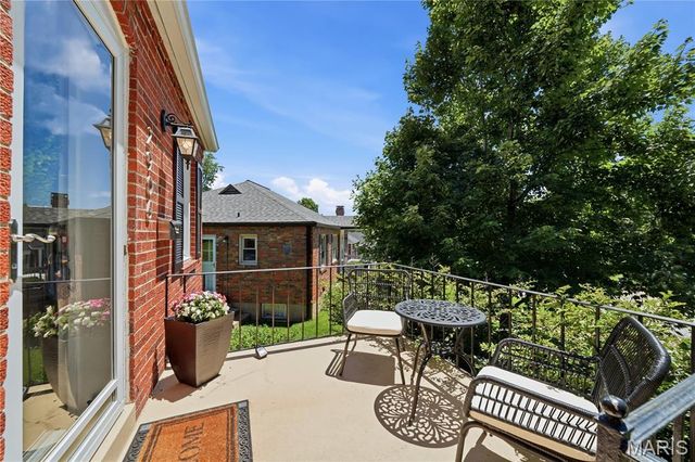 2906 Wingate Court, St Louis, MO 63119