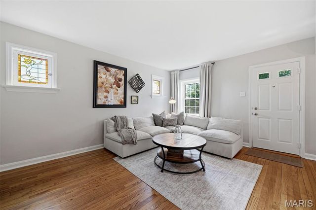 2906 Wingate Court, St Louis, MO 63119
