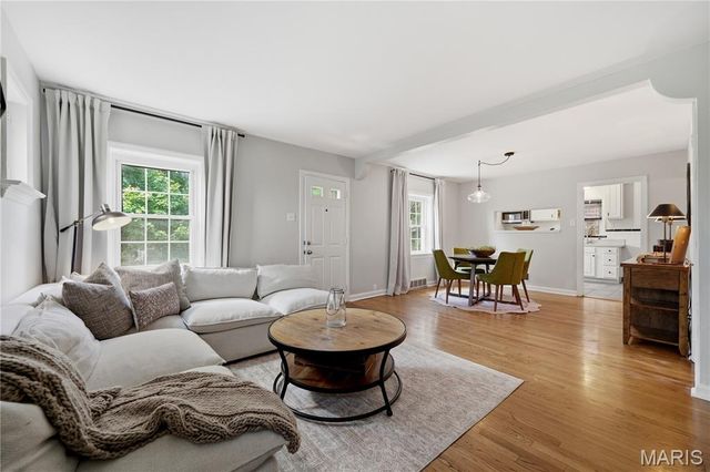 2906 Wingate Court, St Louis, MO 63119