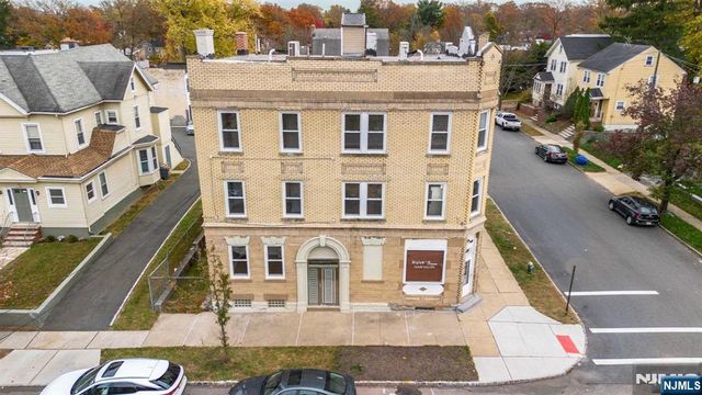 129 Maple Avenue 6, Montclair, NJ 07042