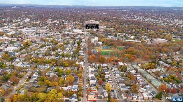 129 Maple Avenue 6, Montclair, NJ 07042