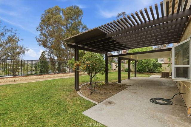 5095 Vista Montana, Yorba Linda, CA 92886