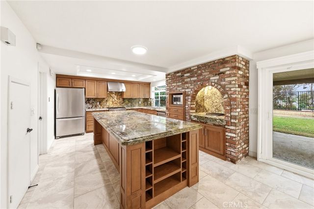 5095 Vista Montana, Yorba Linda, CA 92886