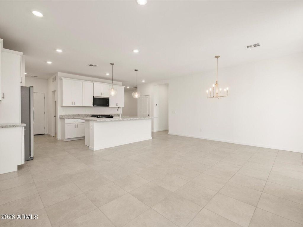 15657 W HONEYSUCKLE Drive, Surprise, AZ 85387 — photo 3