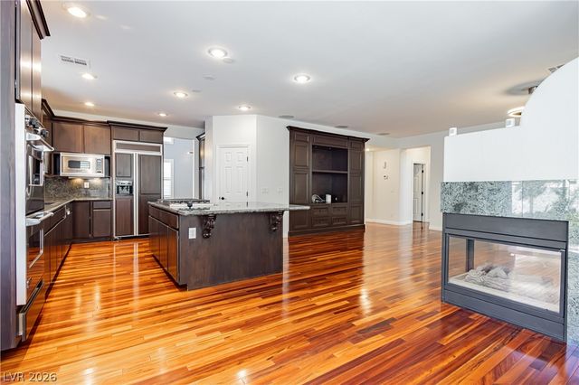 1001 Windfair Village Street, Las Vegas, NV 89145