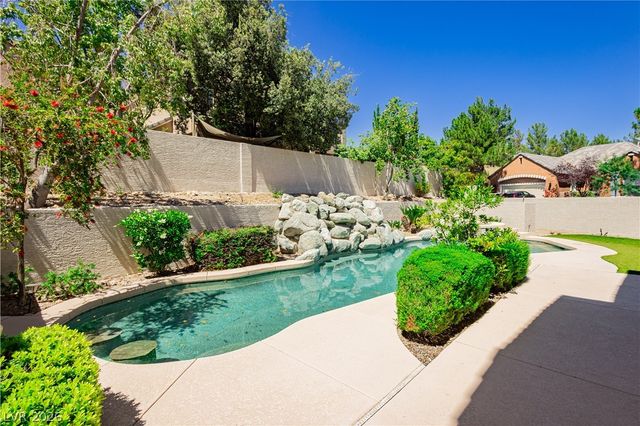 1001 Windfair Village Street, Las Vegas, NV 89145
