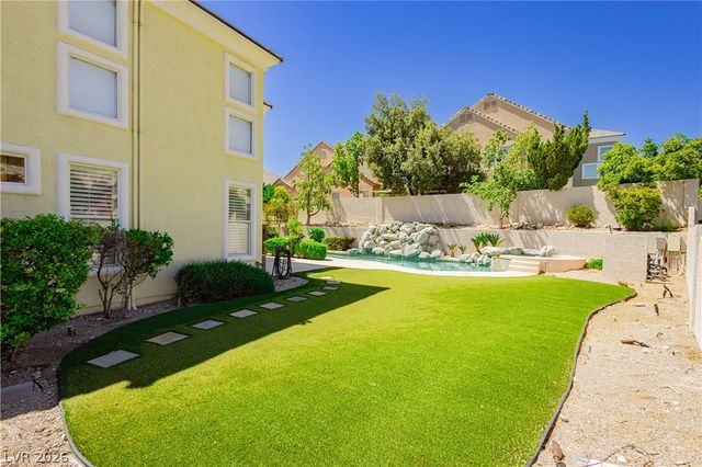 1001 Windfair Village Street, Las Vegas, NV 89145