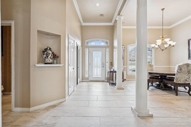 1001 N Bittercreek Terrace, Mustang, OK 73064