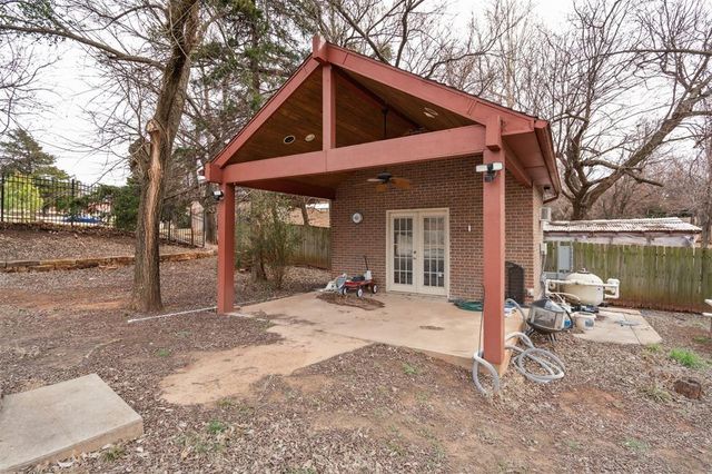 1001 N Bittercreek Terrace, Mustang, OK 73064