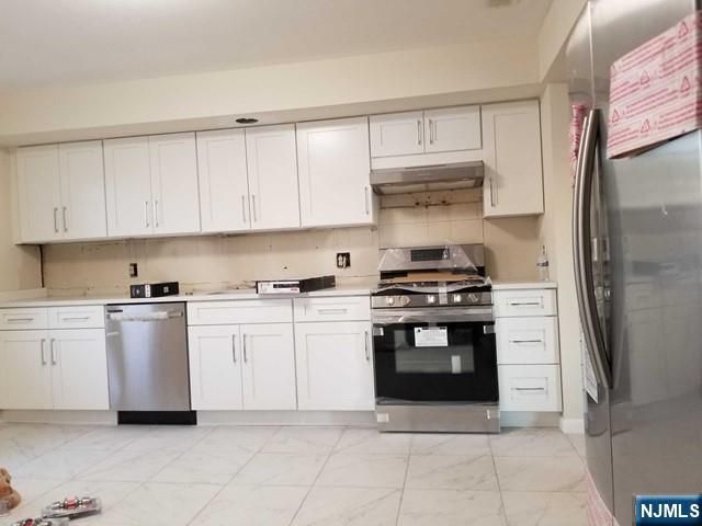 475 North Avenue 2nd FL, Fort Lee, NJ 07024