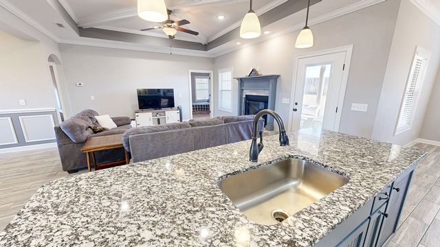 105 Southern Winds Dr, Enterprise, AL 36330