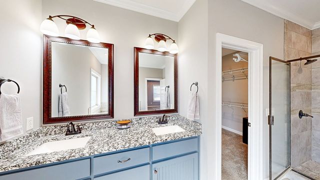 105 Southern Winds Dr, Enterprise, AL 36330