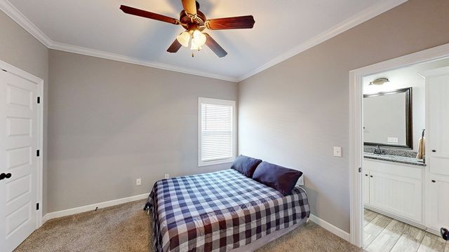 105 Southern Winds Dr, Enterprise, AL 36330