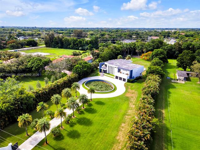 13441 Mustang Trail, Southwest Ranches, FL 33330