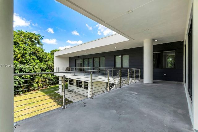 13441 Mustang Trail, Southwest Ranches, FL 33330