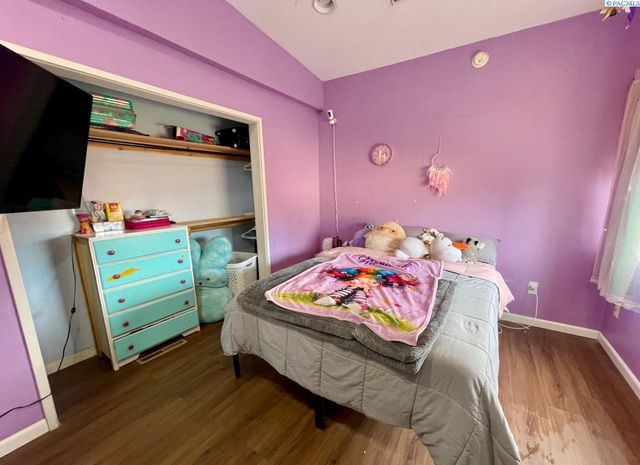 2402 Dover Street, Richland, WA 99352