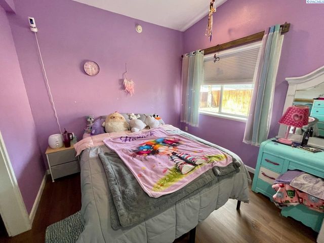 2402 Dover Street, Richland, WA 99352