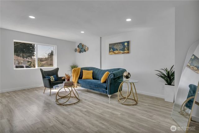 126 K Street NE, Auburn, WA 98002