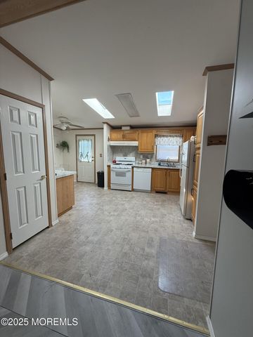 519 Momosa Way, Manchester, NJ 08759