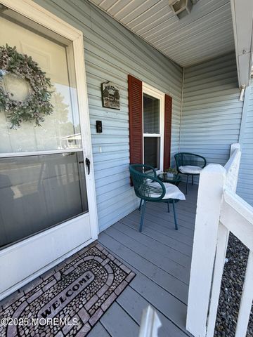 519 Momosa Way, Manchester, NJ 08759