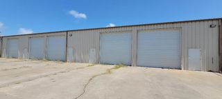 217 S 7th St, Rockport, TX 78382