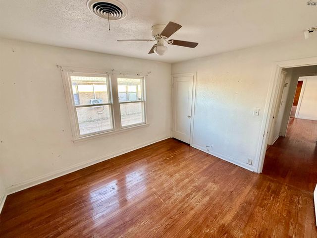 3103 9TH STREET, Wichita Falls, TX 76309