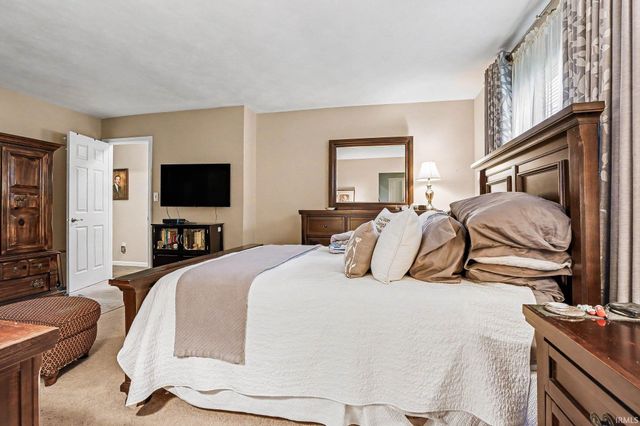51955 Hinton Lane, Granger, IN 46530