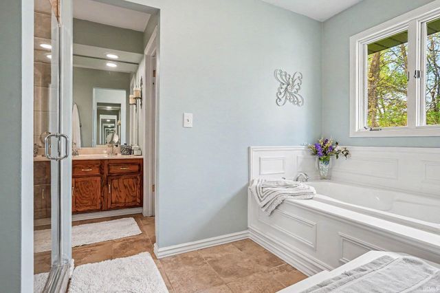 51955 Hinton Lane, Granger, IN 46530