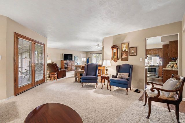 51955 Hinton Lane, Granger, IN 46530