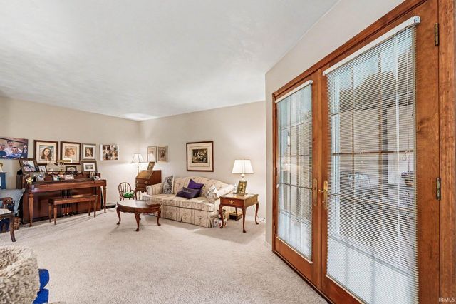 51955 Hinton Lane, Granger, IN 46530