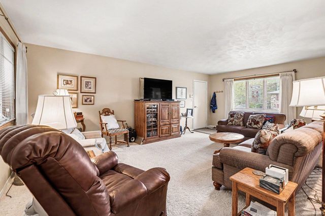51955 Hinton Lane, Granger, IN 46530