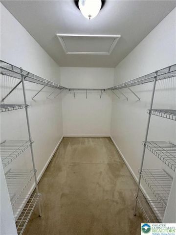 306 Milkweed Drive, Upper Macungie Twp, PA 18104