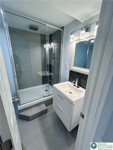 306 Milkweed Drive, Upper Macungie Twp, PA 18104