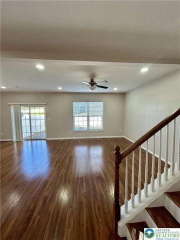 306 Milkweed Drive, Upper Macungie Twp, PA 18104