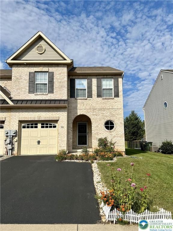 306 Milkweed Drive, Upper Macungie Twp, PA 18104