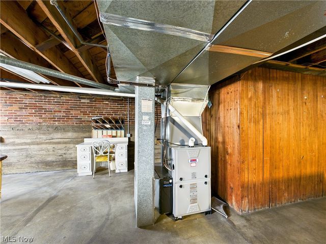 1007 Campus Drive, Belpre, OH 45714