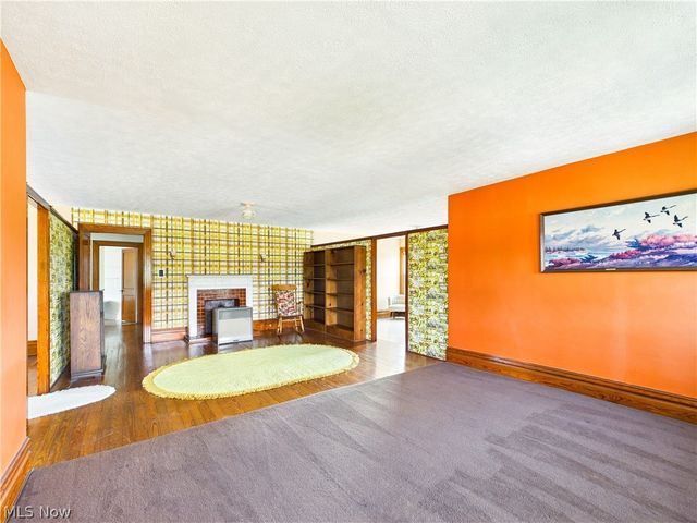 1007 Campus Drive, Belpre, OH 45714