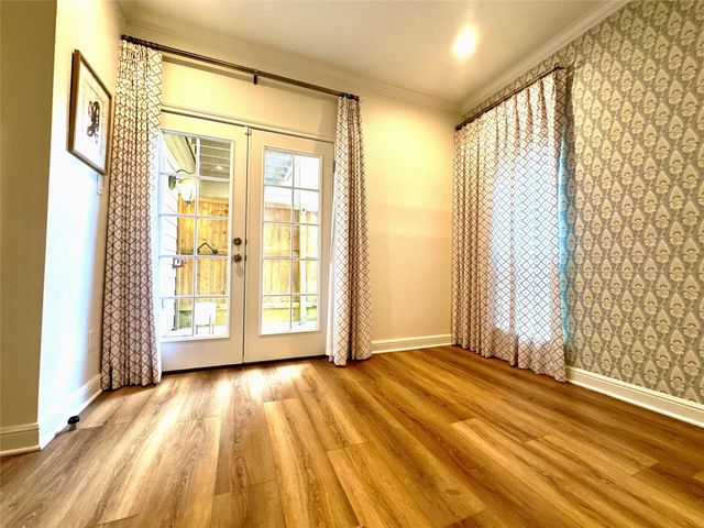 2001 Bering Drive 7L, Houston, TX 77057