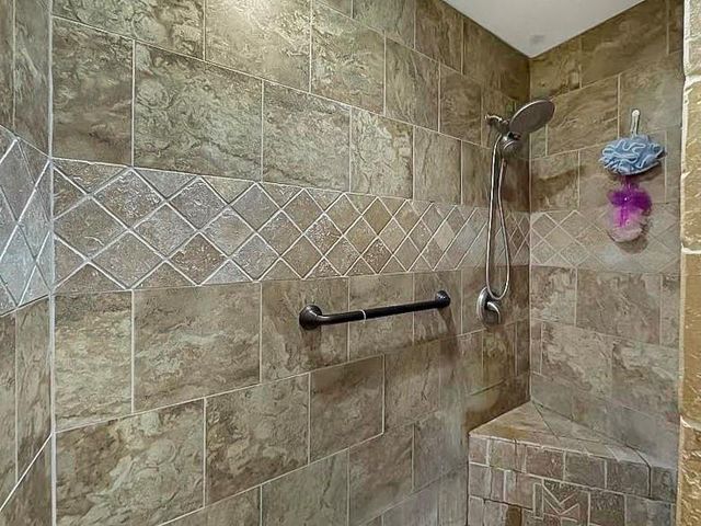 341 Red Wolf Lane, Brookeland, TX 75931