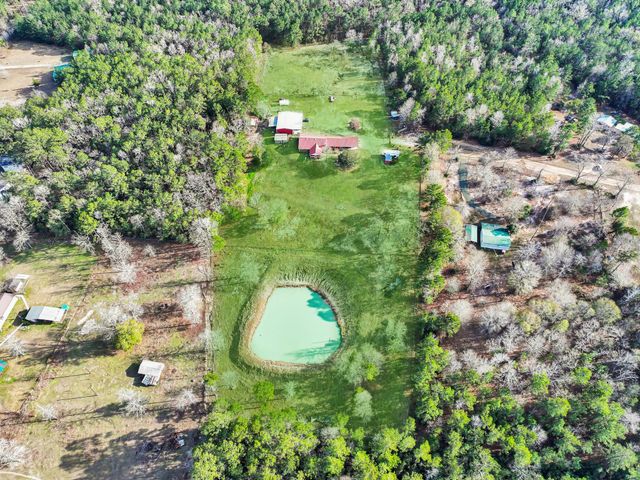 341 Red Wolf Lane, Brookeland, TX 75931