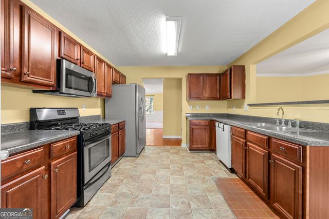 1152 Stepping Stone Lane, Conyers, GA 30012