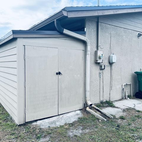 530 SW Prima Vista Boulevard, Port St. Lucie, Port St Lucie, FL 34983