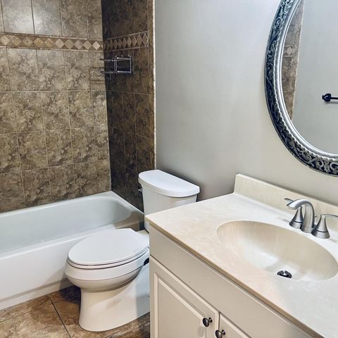 530 SW Prima Vista Boulevard, Port St. Lucie, Port St Lucie, FL 34983