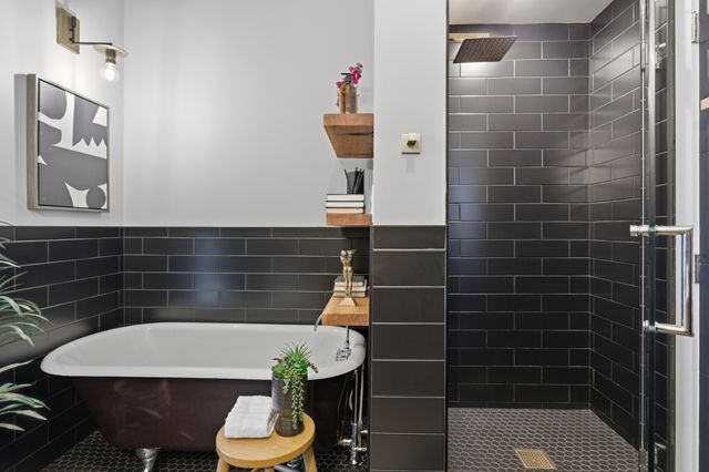 400 Herron Dr Apt 102, Nashville, TN 37210