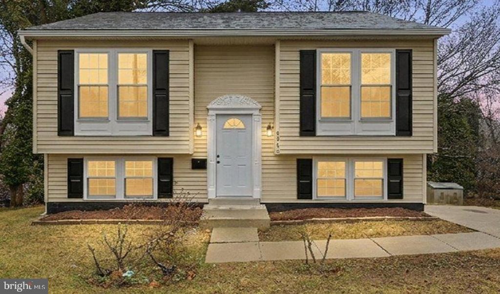 6915 ADEL ST, Capitol Heights, MD 20743