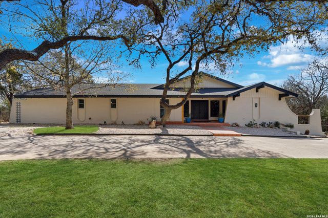 10206 Rafter S, Helotes, TX 78023