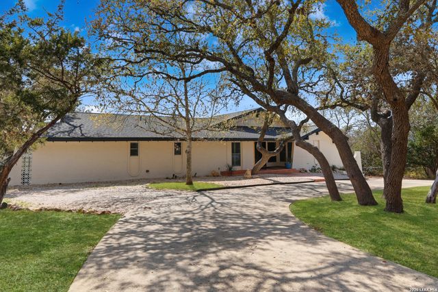 10206 Rafter S, Helotes, TX 78023