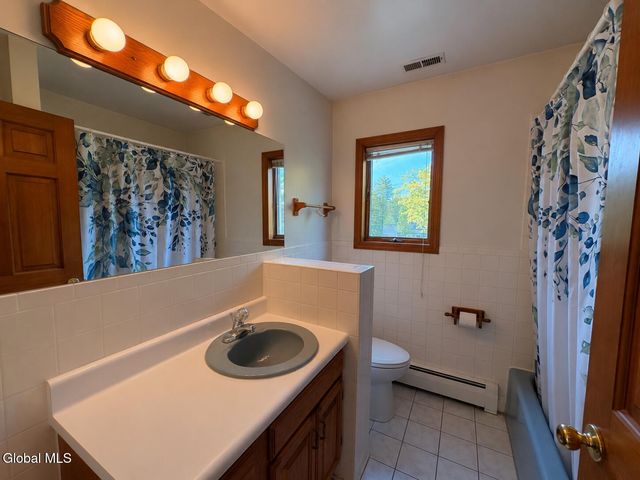 796 Feura Bush Road, Bethlehem, NY 12054