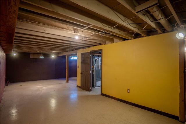 319 W 7th Street, Boone, IA 50036
